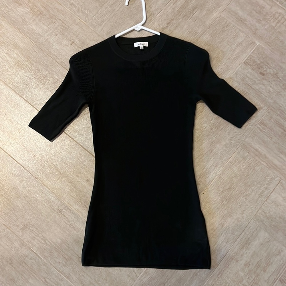 Aritzia Wilfred top